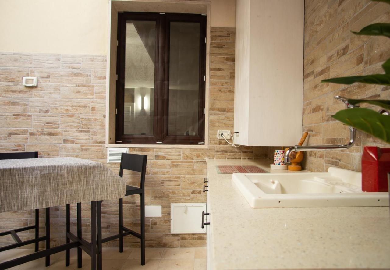Casa Colombo - The Fab Stay Бриндизи Екстериор снимка